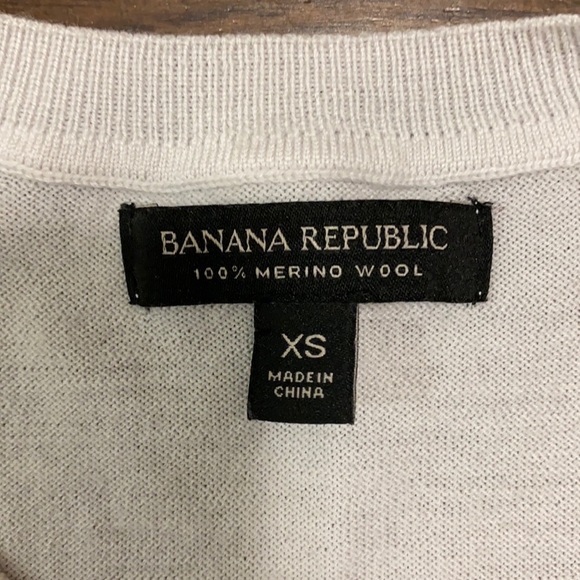 Banana Republic Cold Shoulder Heather Gray Pullover Sweater - Picture 6 of 8